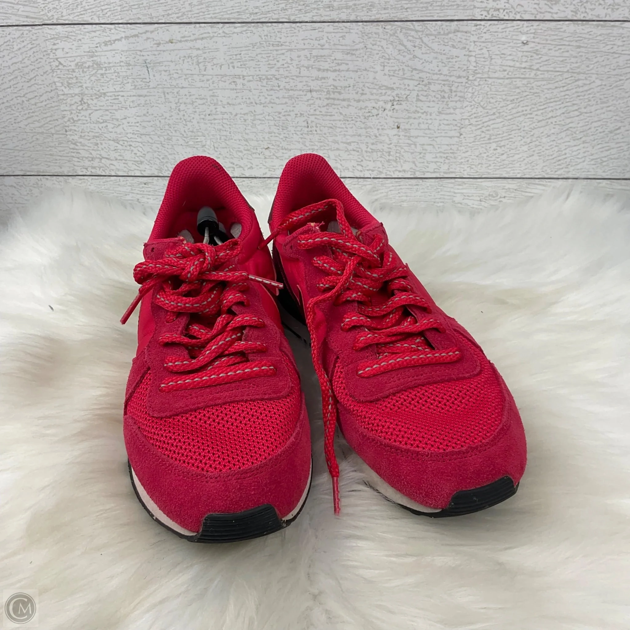 Shoes Athletic By Nike In Red, Size: 8 Asics Gel Noosa Tri 11 Running Shoes