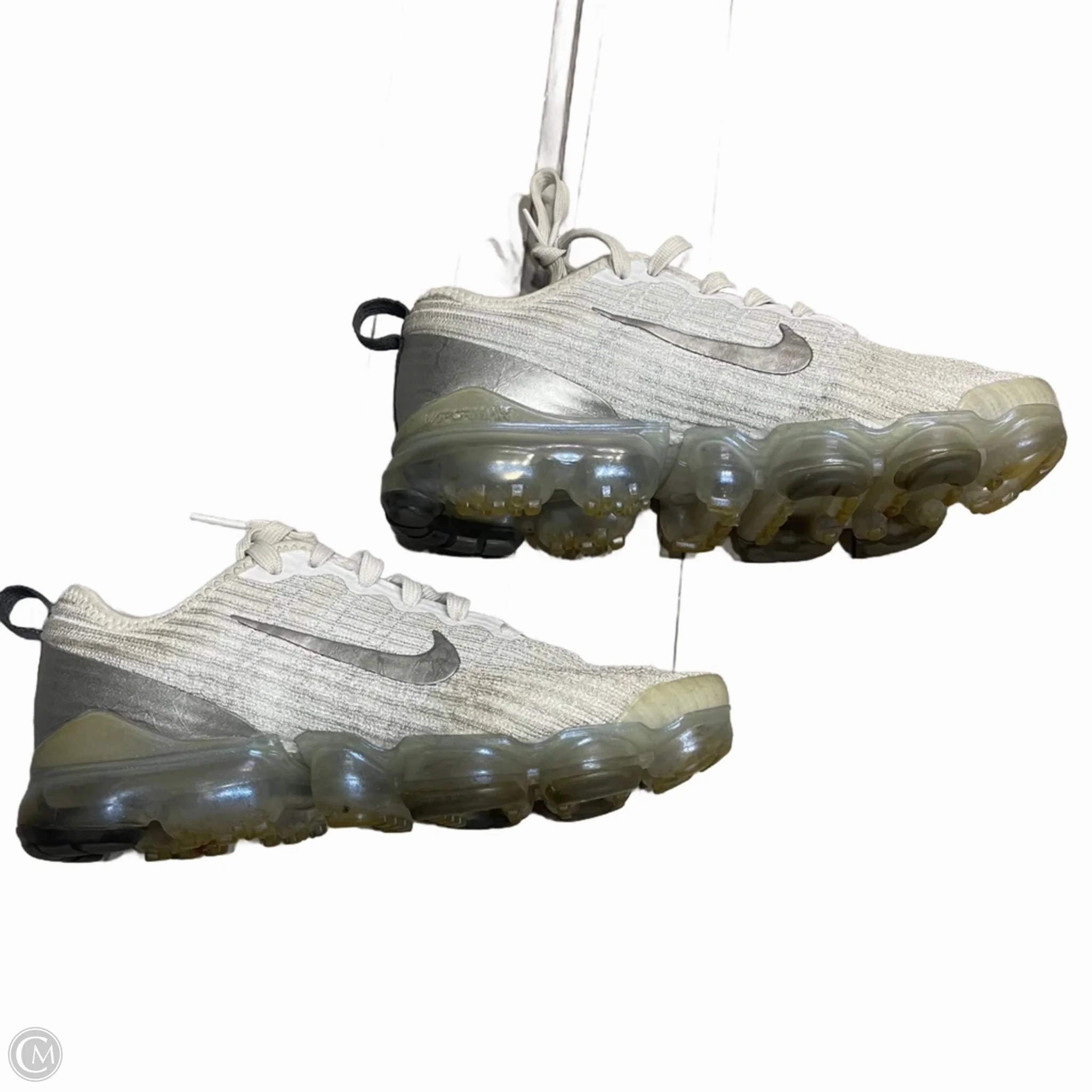 Asics Fuji Lite 3 Trail Running Shoes Shoes Athletic By Nike In White, Size: 6