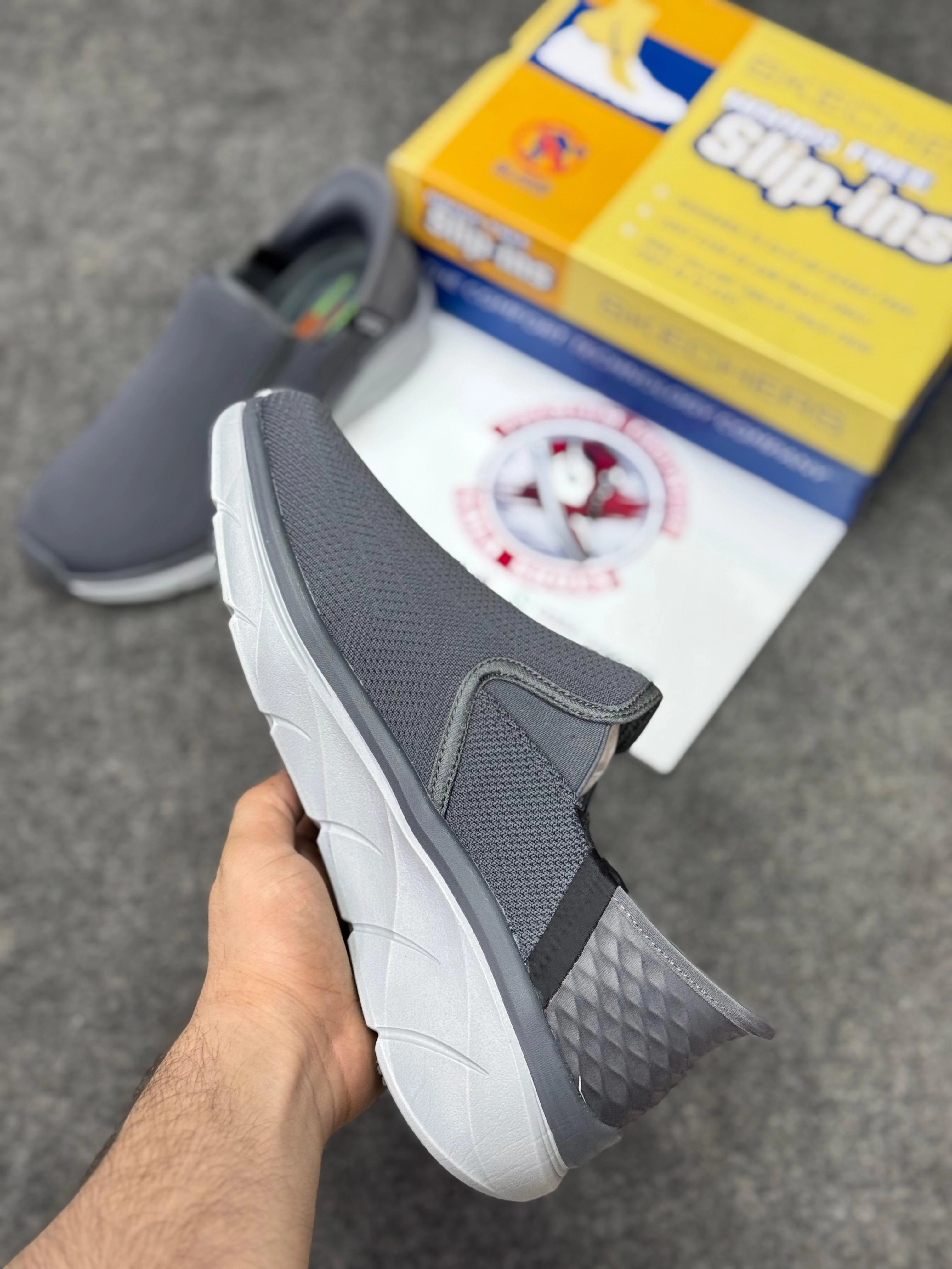 Balenciaga Running Shoes Skechers Slip-ins: Max Cushioning Hyper Burst Dark grey, Air-Cooled Memory Foam