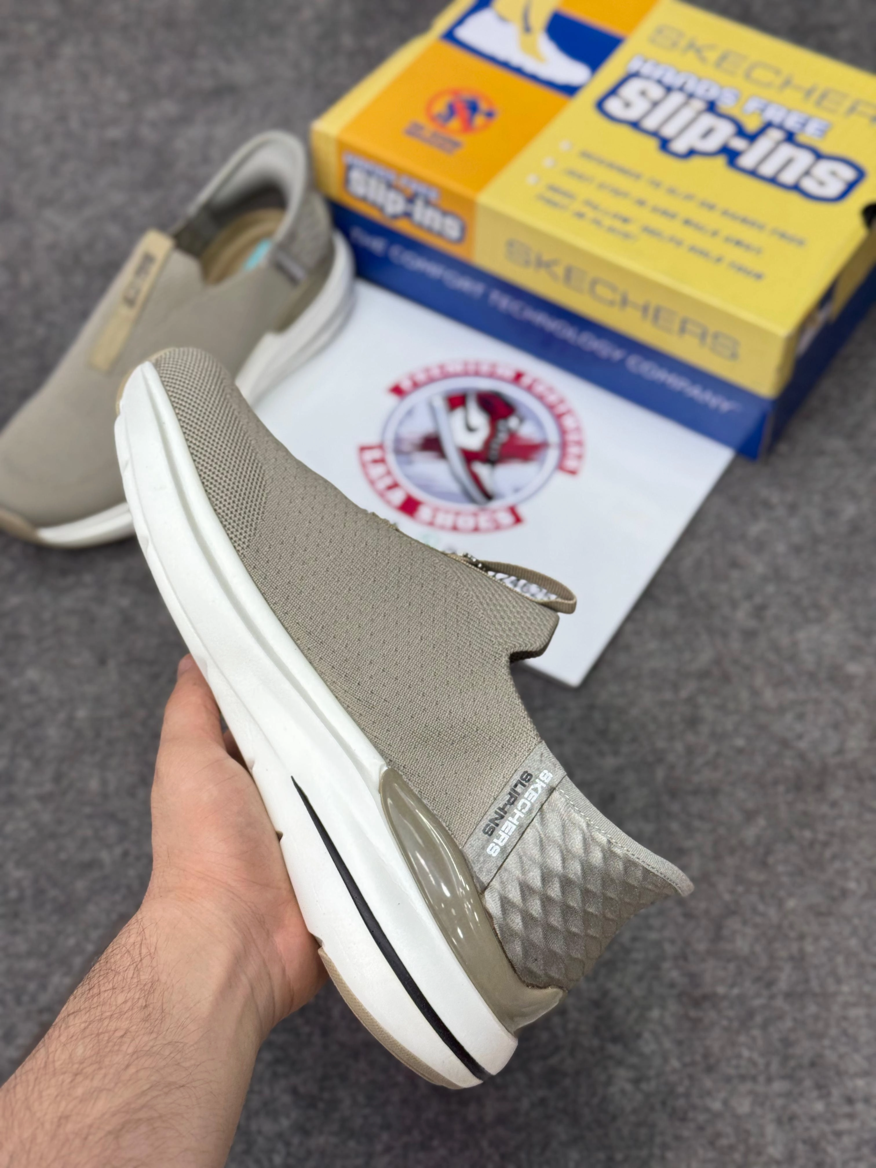 Best Street Running Shoes Skechers Slip-ins: Max Cushioning Hyper Burst Khaki white, Air-Cooled Memory Foam