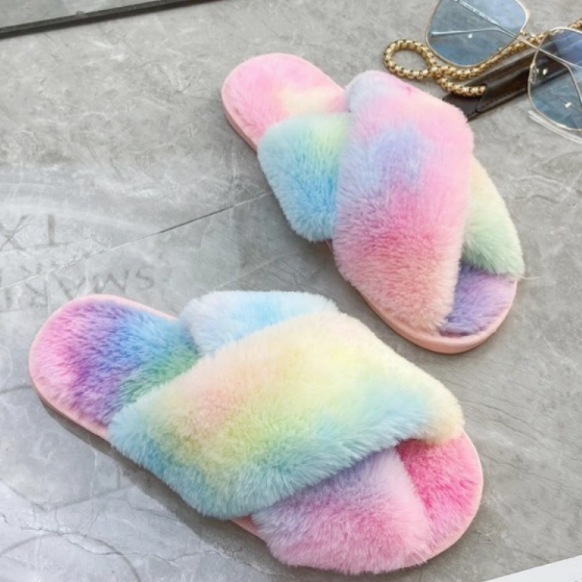 Sherling Slippers Fadivo Women's Cozy X-Cross Faux Fur Nonslip Outsole Slippers