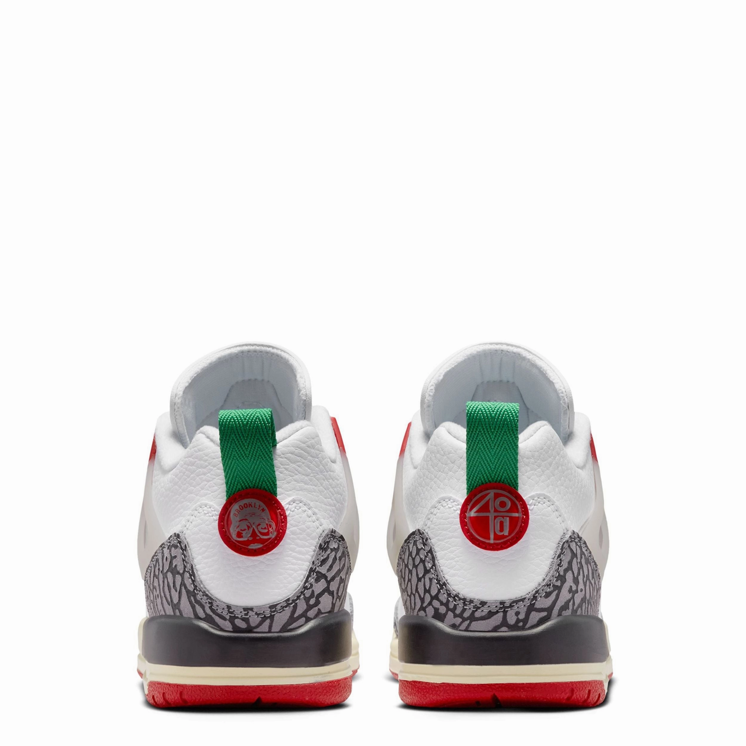 Spizike Low (Big Kid) Sneakers Heel