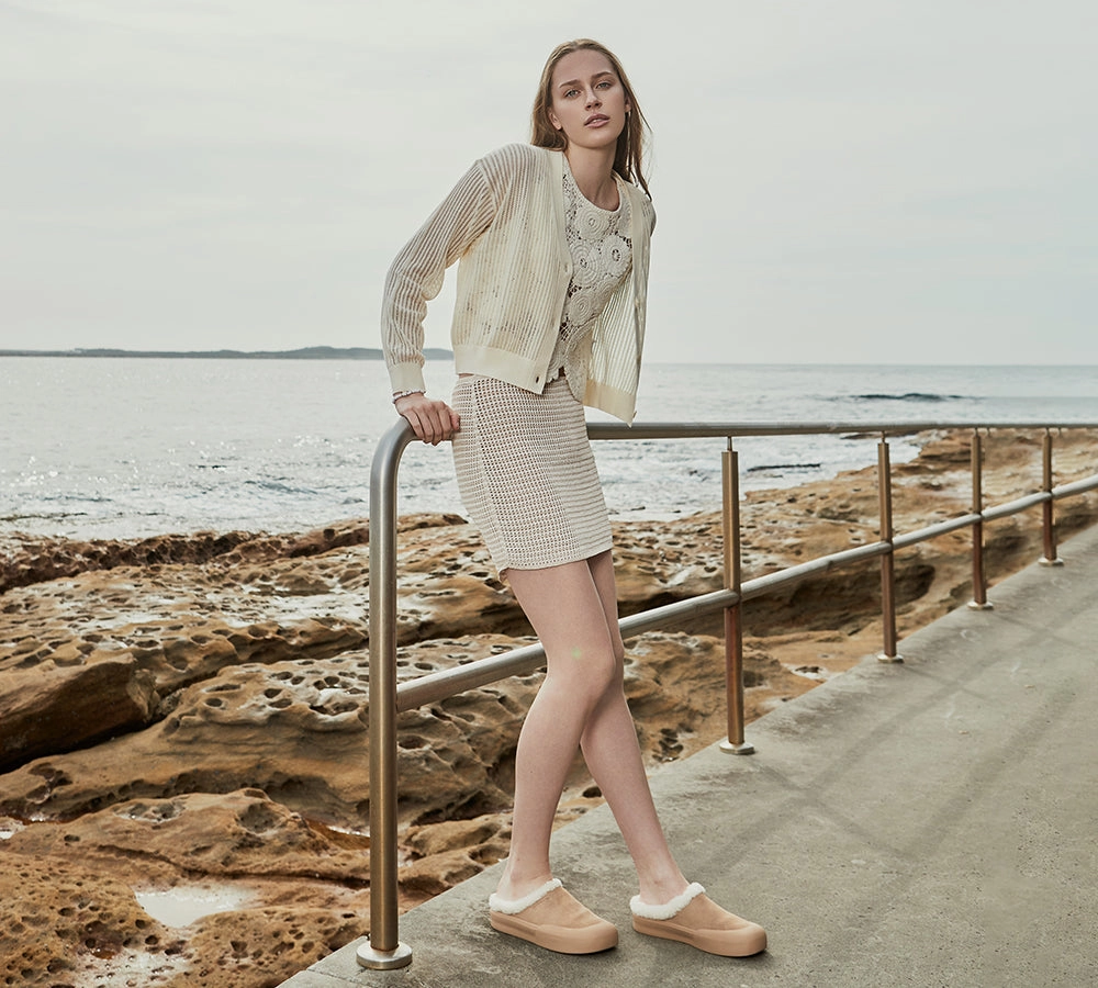 EVERAU UGG Slippers Sheepskin Wool Scuff Staney Monster Feet Slippers