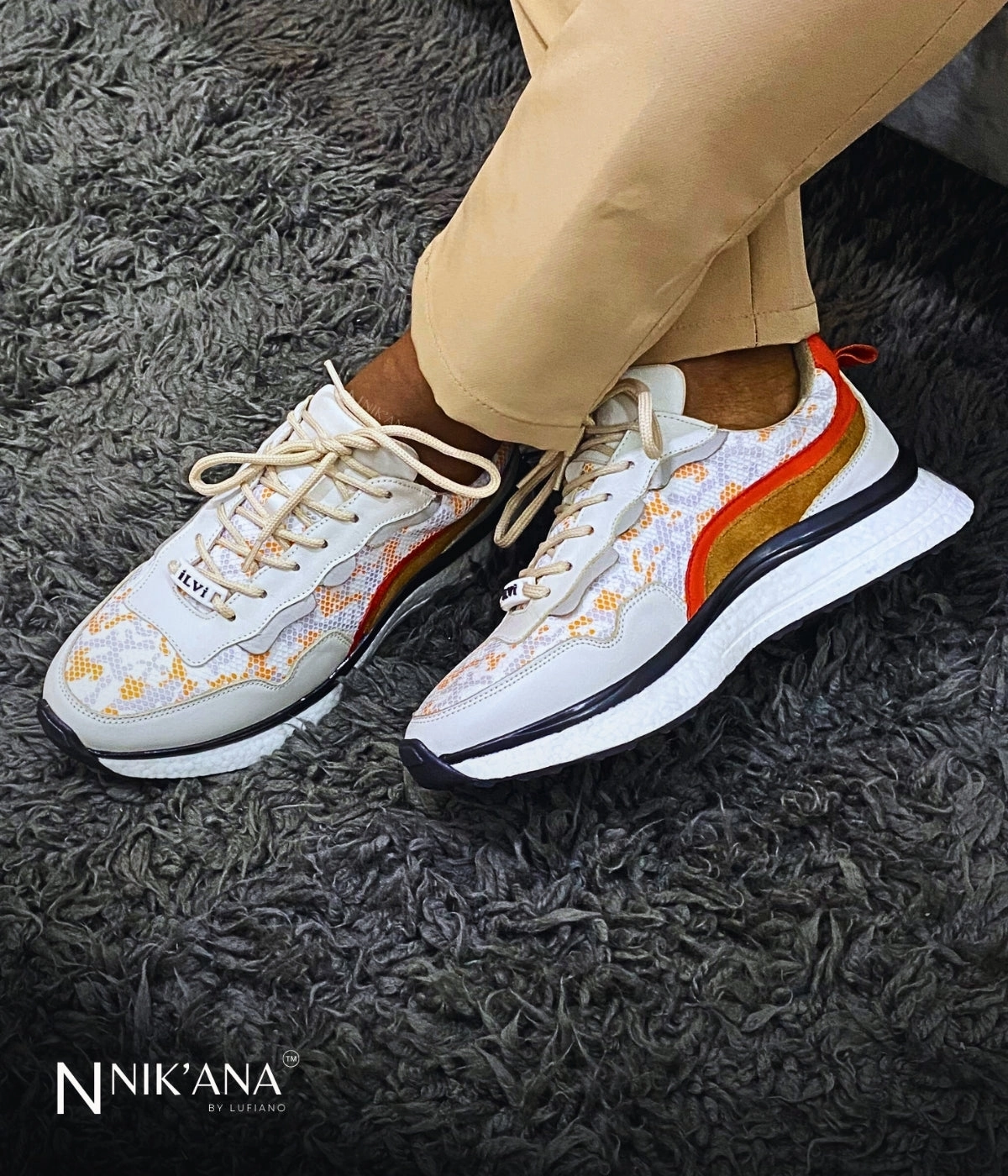 iLVi061-Lace up: Biege Flat Stock Shoe Molding