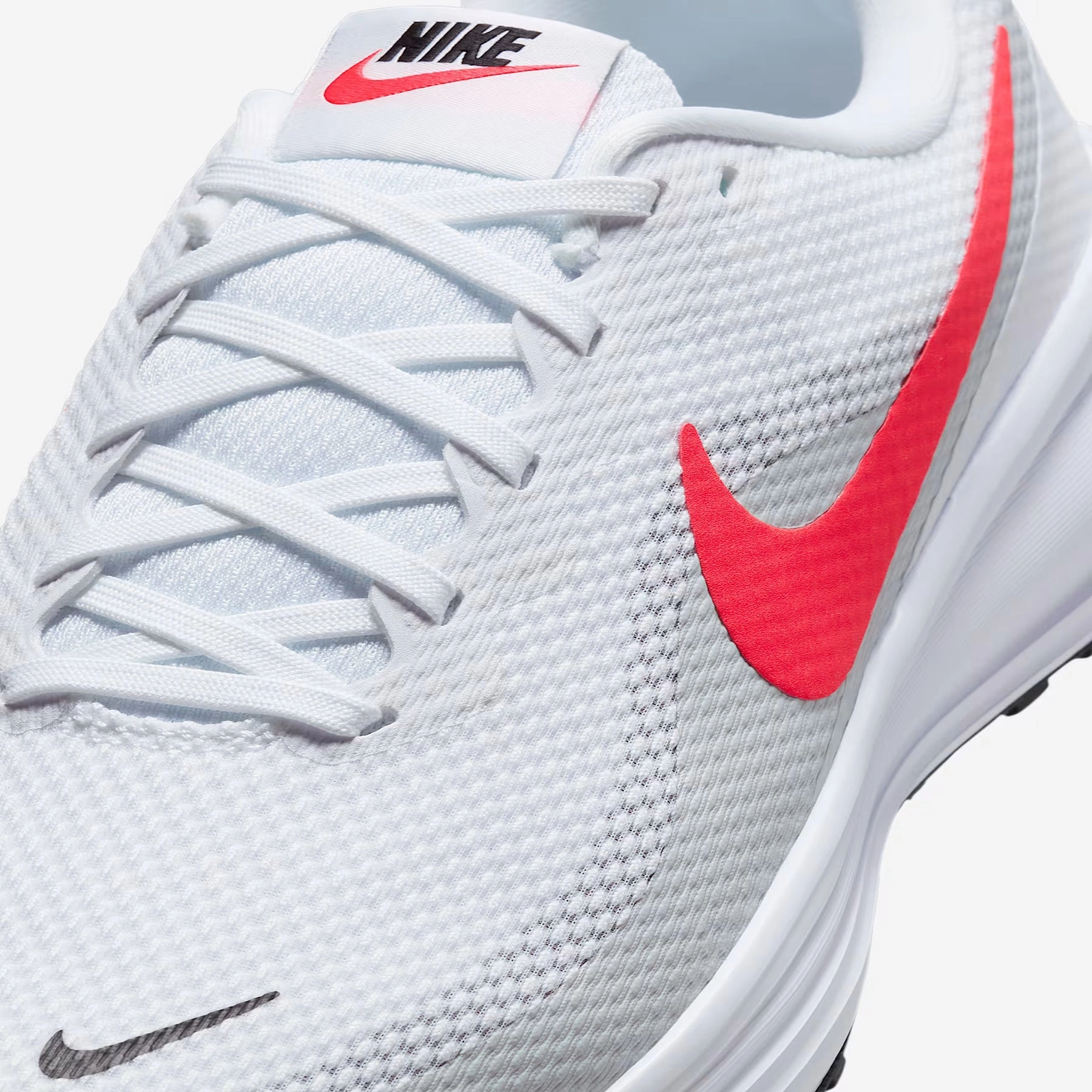 Men's Wide Fit Nike HQ1996-100 Revolution 8 Running Sneakers Lightest Trail Running Shoes