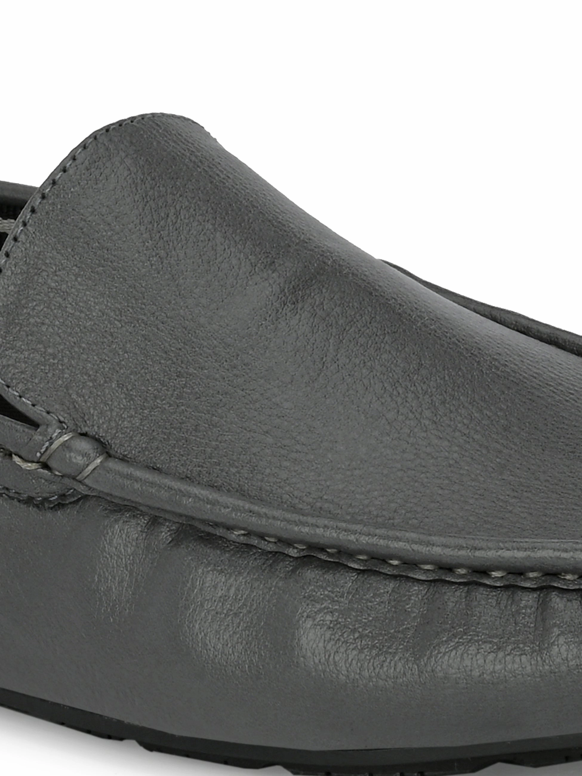 Swift Grey Solid Loafers Common Projects Loafers