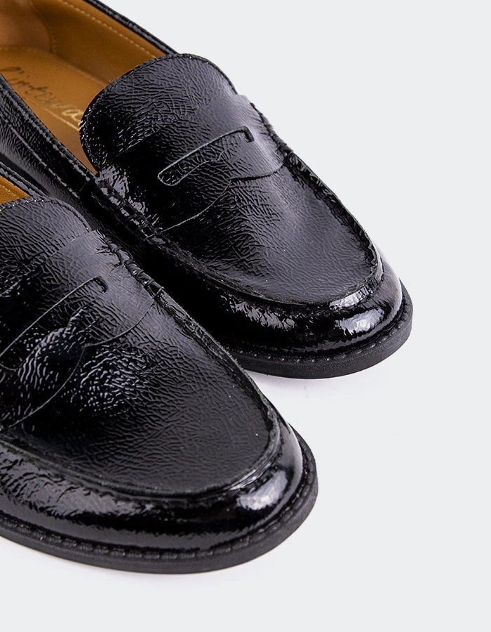 Lettine Black Naplack Loafers Shows