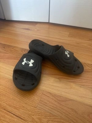 Best Running Tennis Shoes Under armour Black under armour slides 3 (Big Kid)