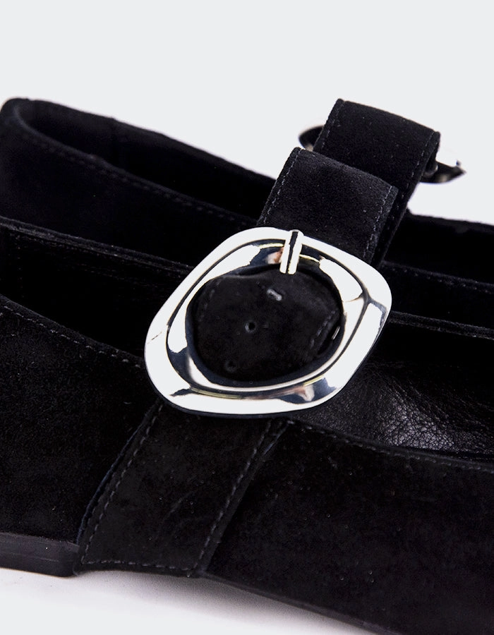 Vady Black Suede Nice Flat Shoes To Wear With Dresses