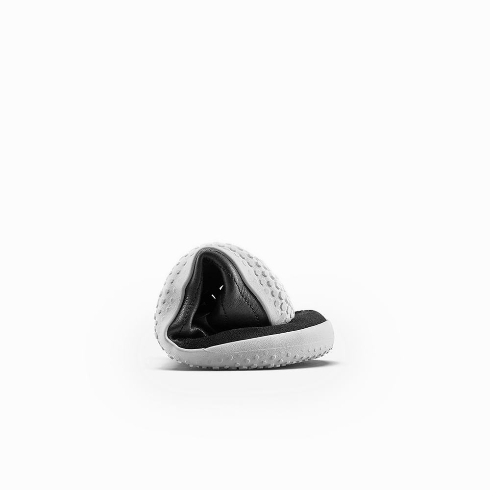 All Weather Casual Slip On Shoes Vivobarefoot Gobi Sneaker Juniors Obsidian