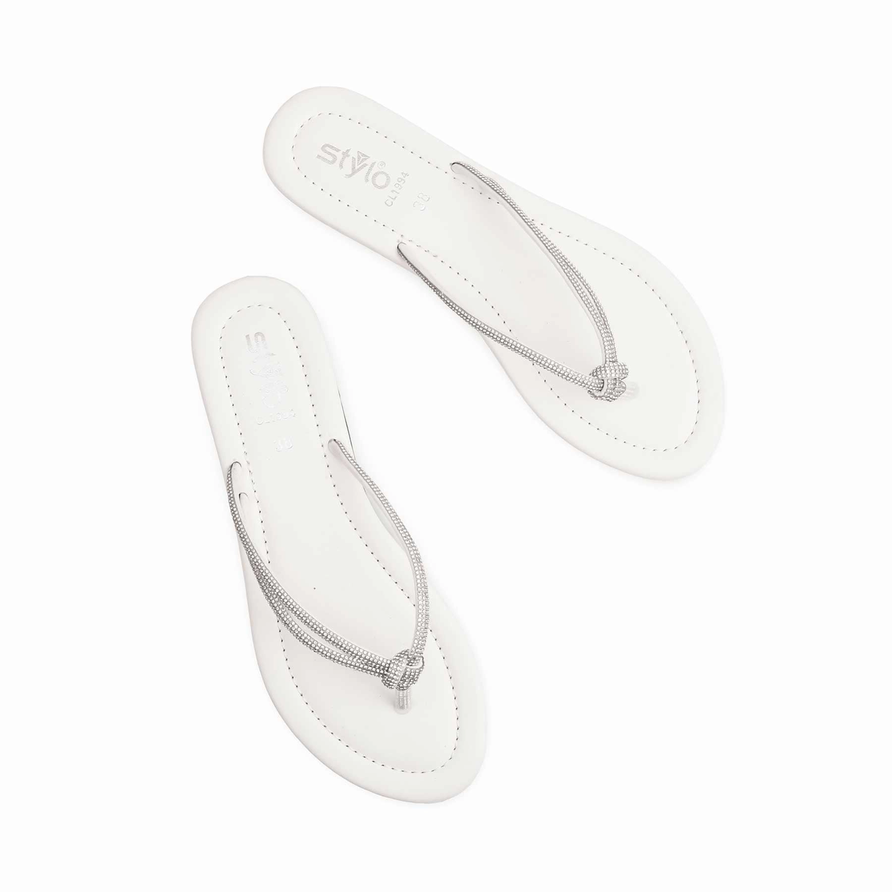 White Casual Chappal CL1994 Casual Shoes Wear Skinny Jeans