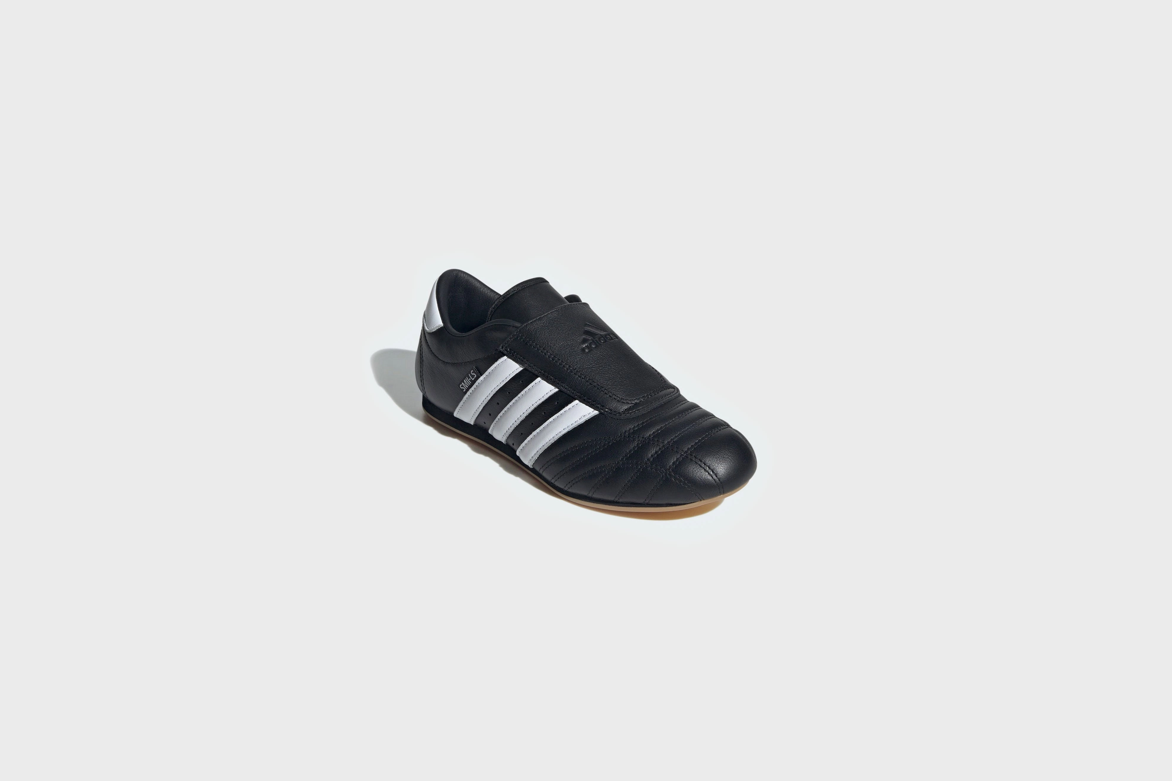 Bellingham Adidas Shoes WMNS Adidas Taekwondo (Core Black/Cloud White/Gum)