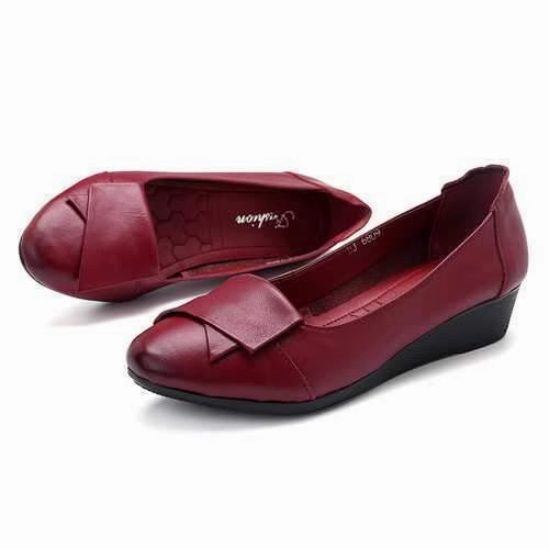 Gucci Monogram Loafers Women Comfortable Soft Leather Flats Loafers