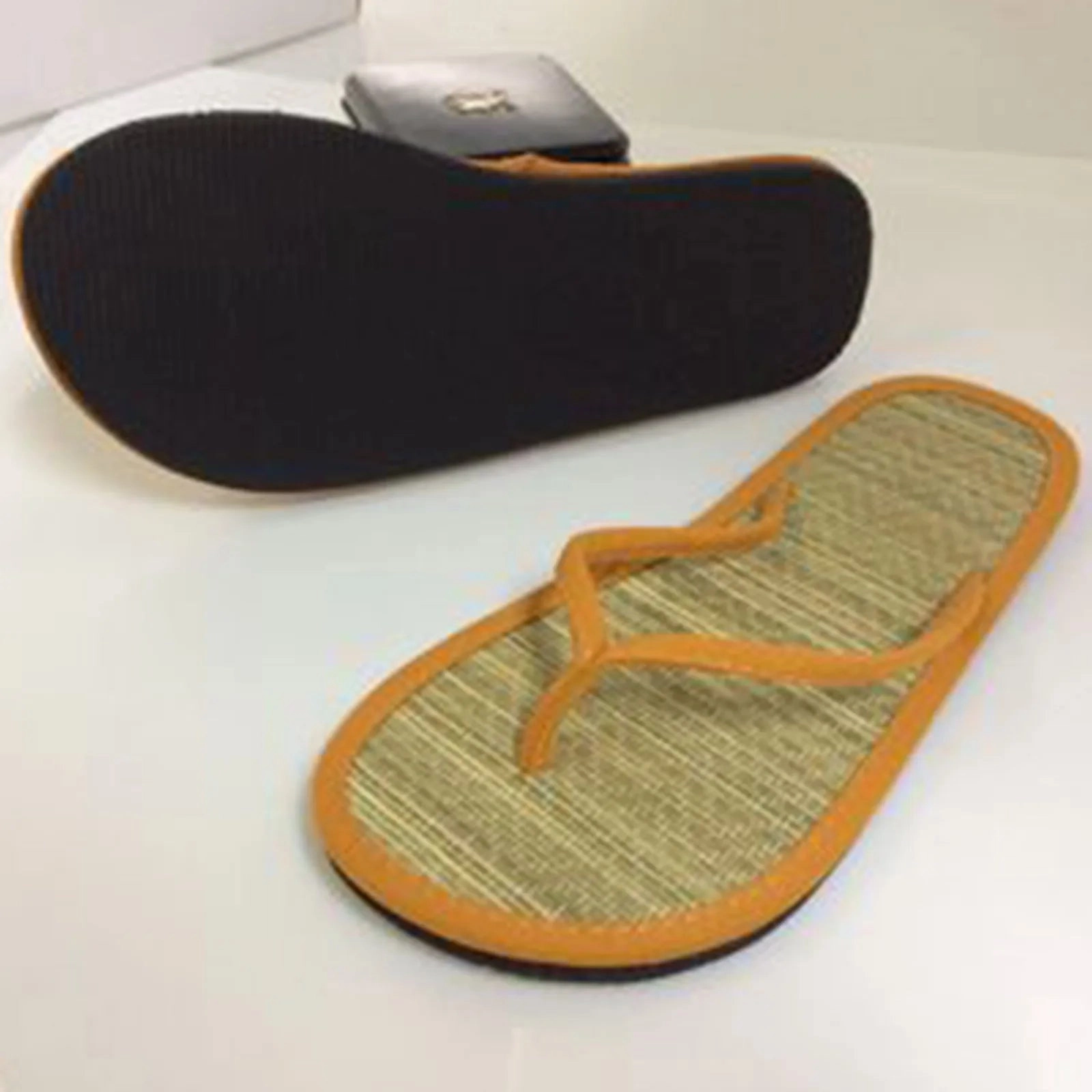 Handmade Flip Flops Women Non-slip Bamboo Rattan Flip Flops