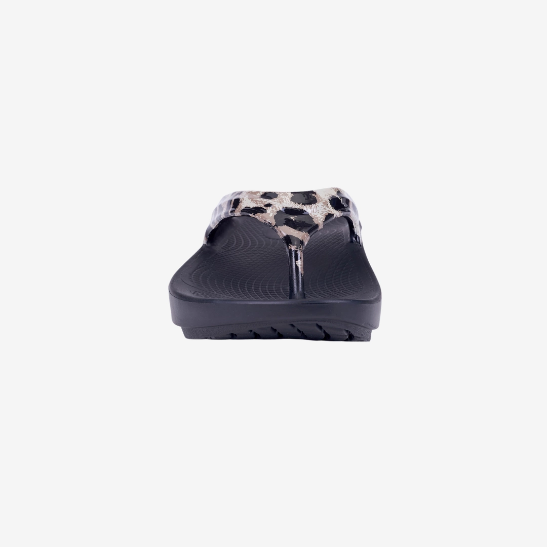 Women's OOlala Thong Sandal Limited Sandals Drawing