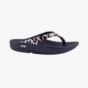 Women's OOlala Thong Sandal Limited Sandals Nail Salon Sylvania