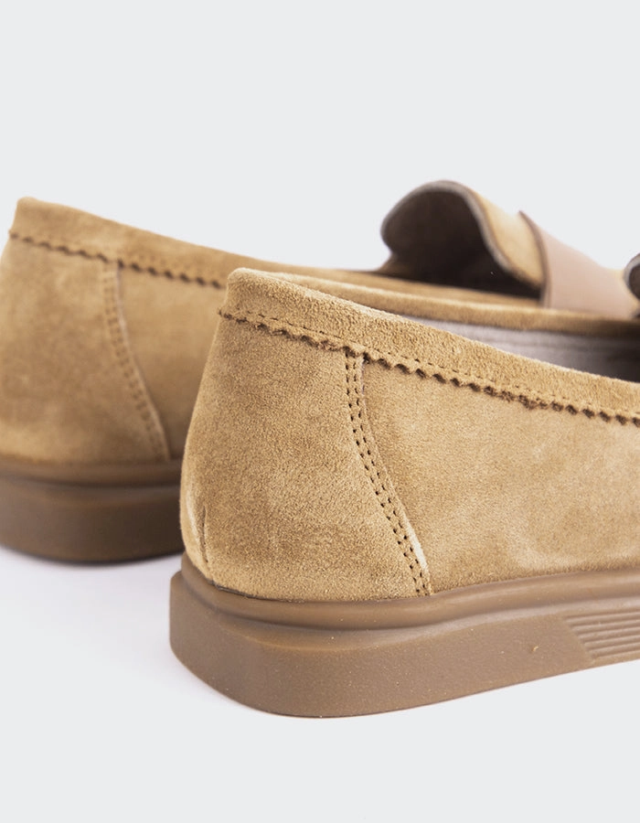Loafers 1970s Yasmin Tan Suede